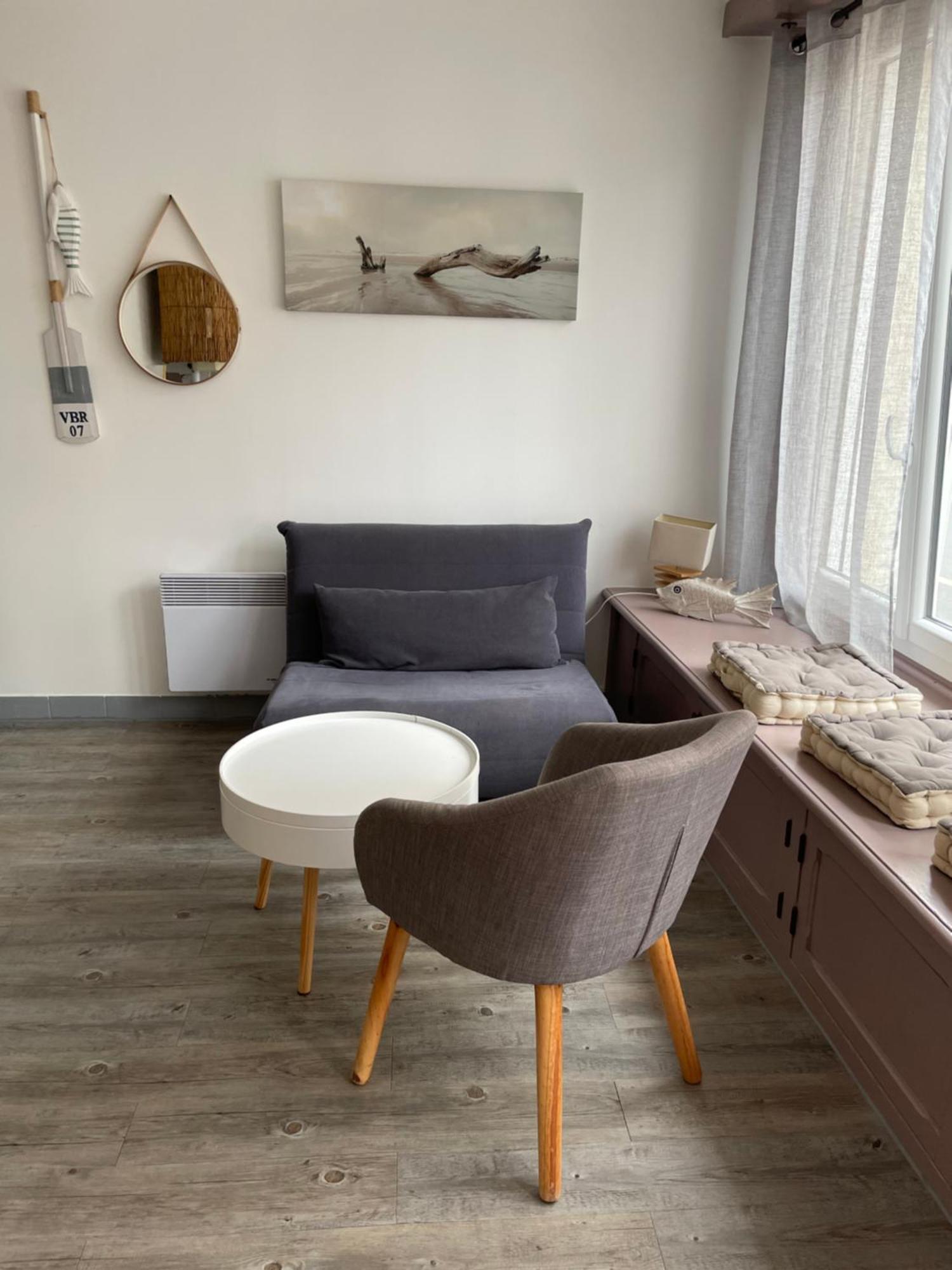 Souplex 50M De La Plage Et Des Commerces Houlgate Luaran gambar